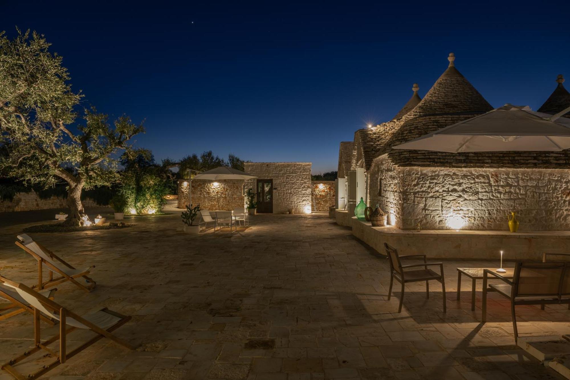 Trulli Del Conte Luxury Holiday Castellana Grotte Exterior foto